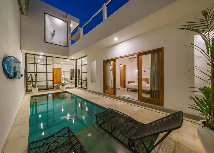 Modern 4br Ris Ya With Pool Near Villa